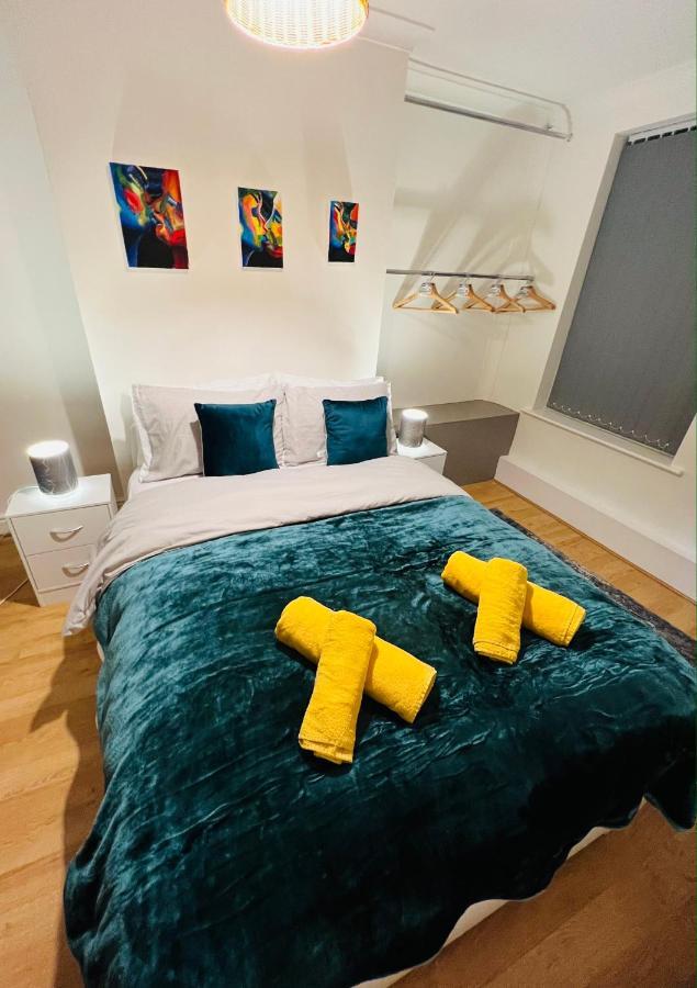 Luxurious Modern House In Anfield! Close To Lfc, Efc, City Centre!!! Ливърпул Екстериор снимка